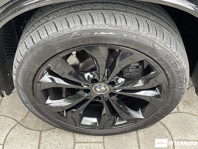 BMW X5 2.5D 50 interauto-car