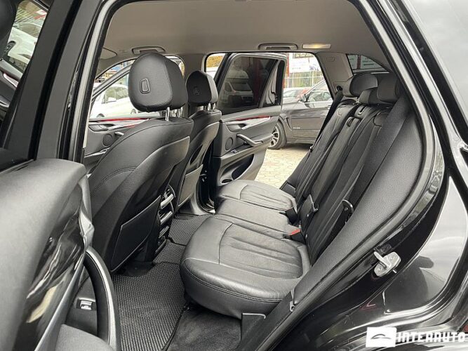 BMW X5 2.5D 45 interauto-car