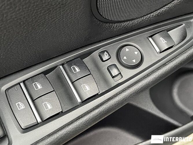 BMW X5 2.5D 35 interauto-car