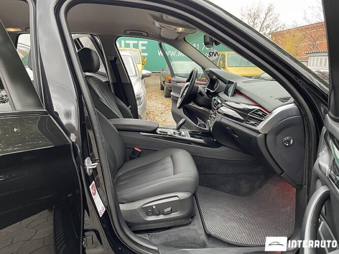 BMW X5 2.5D 47 interauto-car