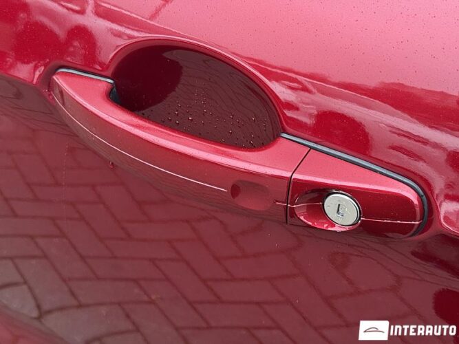 Ford Kuga 52 interauto-car