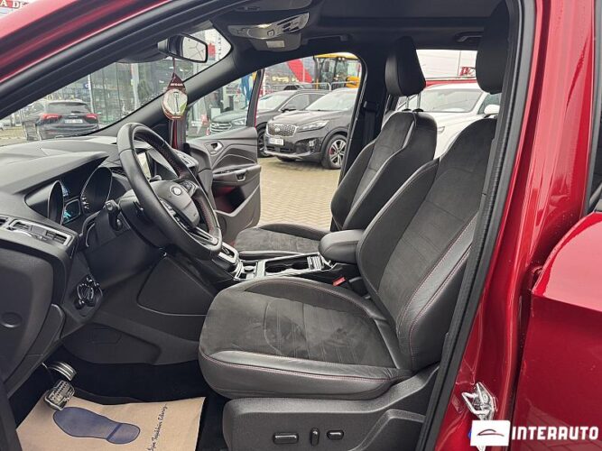 Ford Kuga 38 interauto-car
