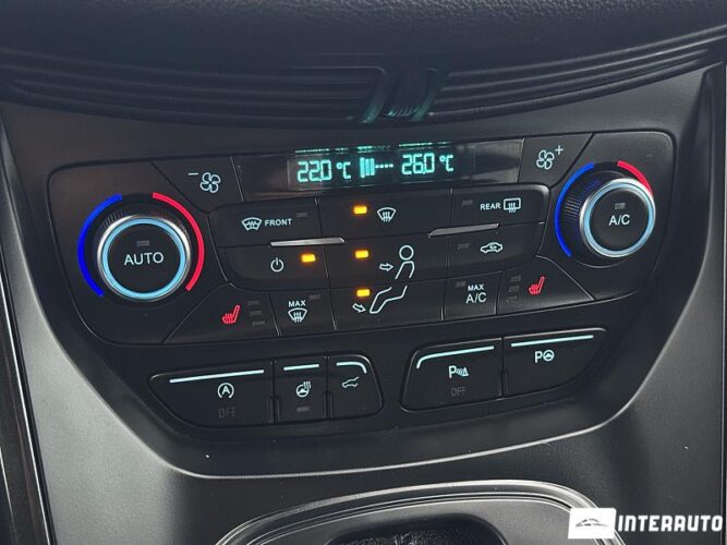 Ford Kuga 44 interauto-car