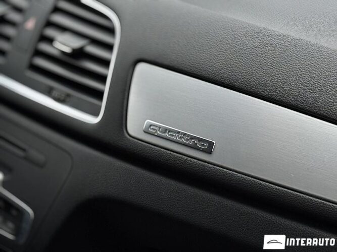 Audi Q3 51 interauto-car