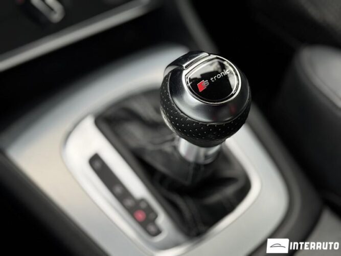 Audi Q3 49 interauto-car