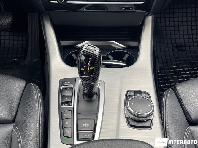 BMW X4 2.0D 47 interauto-car