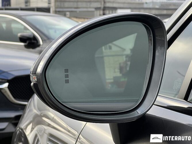 Porsche Cayenne E-Hybrid Coupe 56 interauto-car