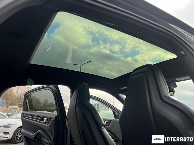 Porsche Cayenne E-Hybrid Coupe 52 interauto-car