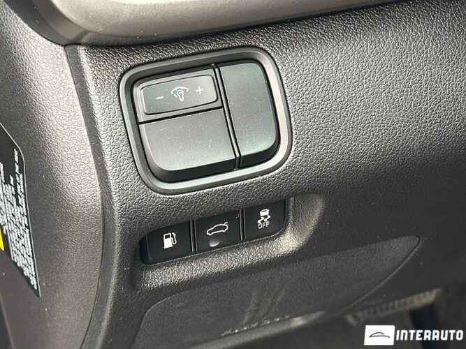 Kia Optima 44 interauto-car