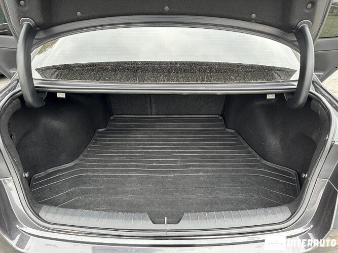 Kia Optima 47 interauto-car