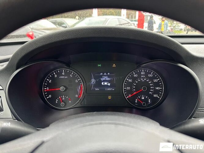 Kia Optima 39 interauto-car