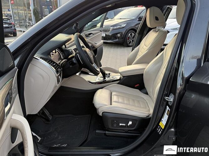 BMW X4 3.0i 42 interauto-car