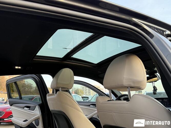 BMW X4 3.0i 51 interauto-car