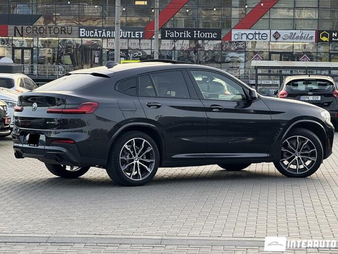 BMW X4 3.0i 40 interauto-car