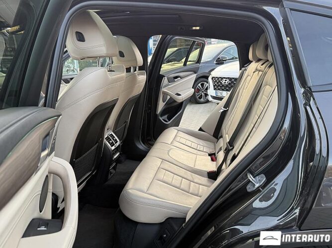 BMW X4 3.0i 50 interauto-car