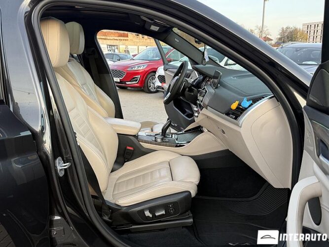 BMW X4 3.0i 53 interauto-car