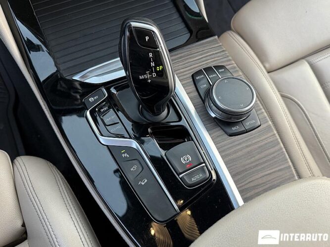 BMW X4 3.0i 54 interauto-car