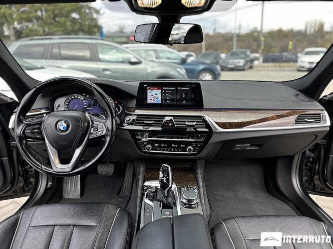 BMW 530e 41 interauto-car