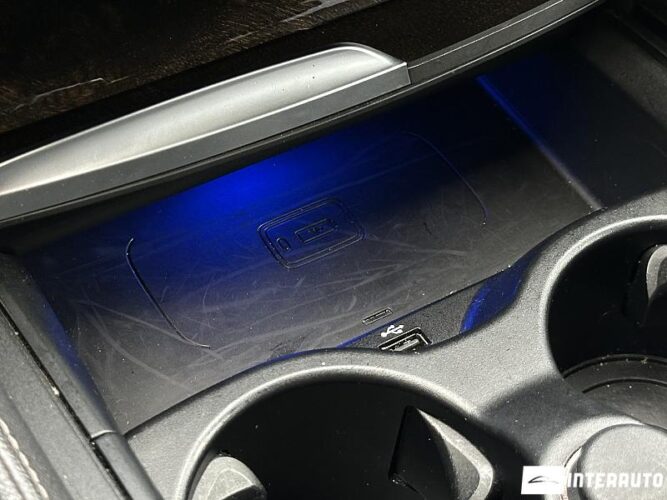 BMW 530e 53 interauto-car