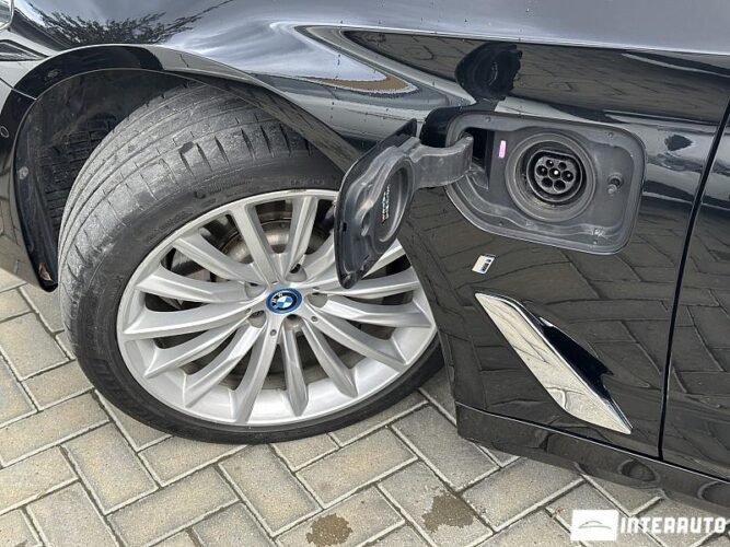 BMW 530e 54 interauto-car