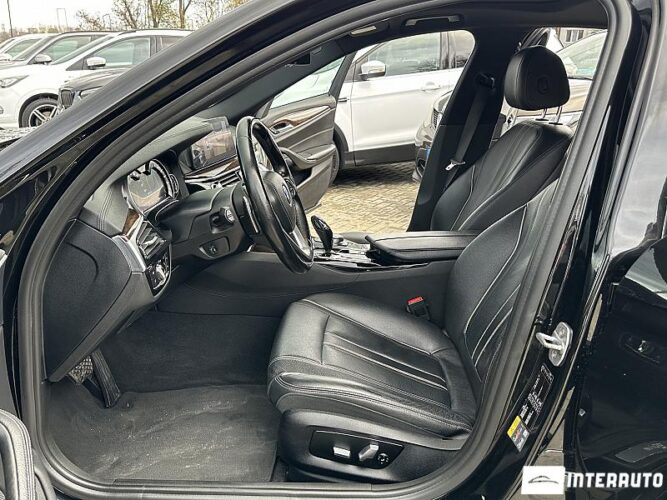 BMW 530e 40 interauto-car