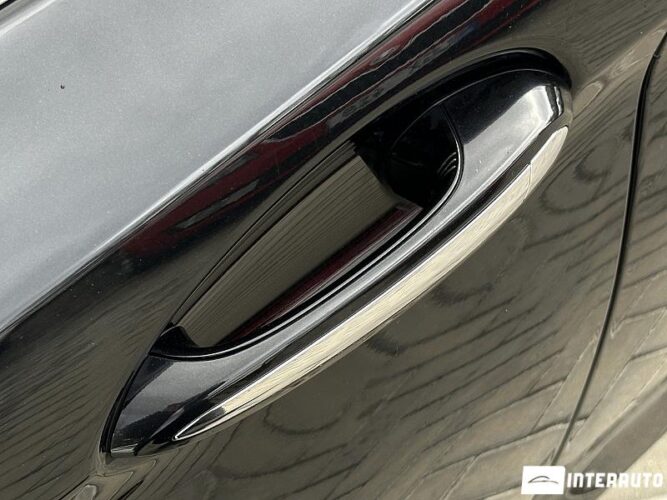 BMW 530e 56 interauto-car