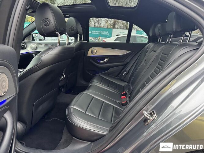 Mercedes E 220 32 interauto-car