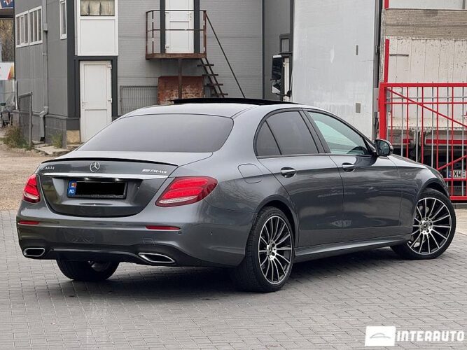 Mercedes E 220 30 interauto-car