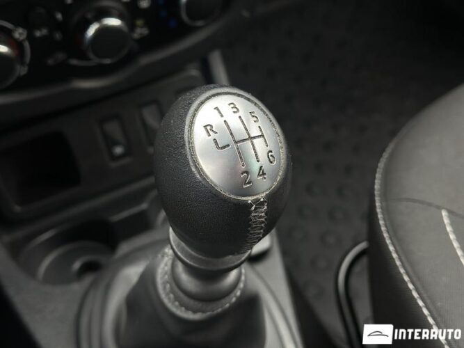 Dacia Duster 37 interauto-car