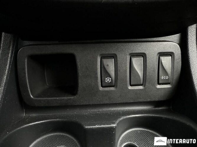 Dacia Duster 34 interauto-car