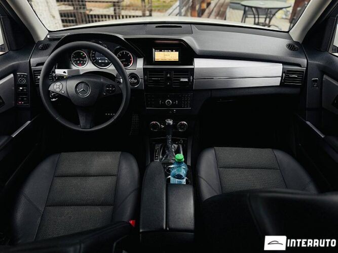 Mercedes GLK 220 36 interauto-car