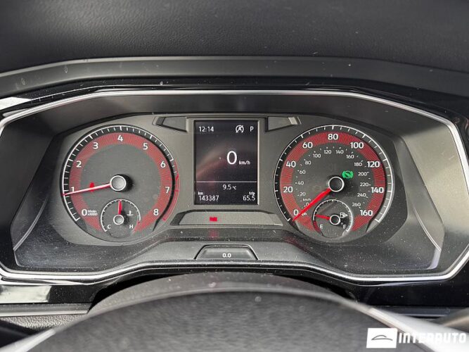 Volkswagen Jetta 35 interauto-car