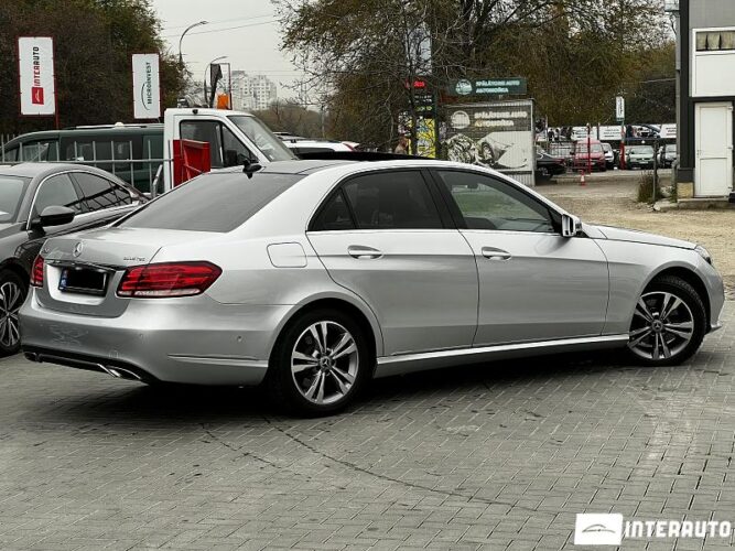 Mercedes E 250 35 interauto-car