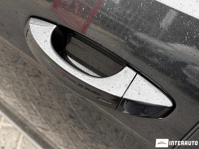 Volkswagen Golf GTE 51 interauto-car