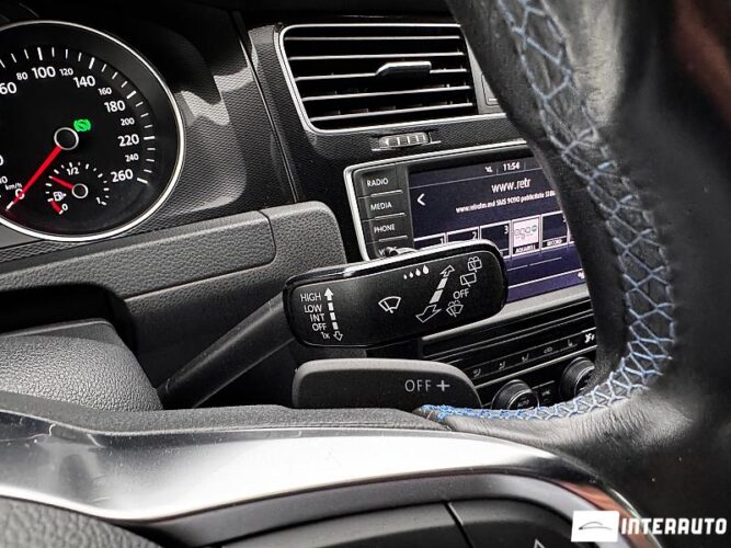 Volkswagen Golf GTE 43 interauto-car