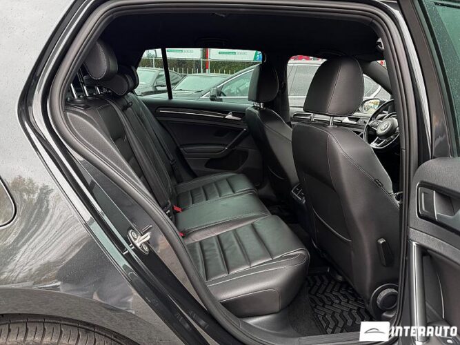 Volkswagen Golf GTE 48 interauto-car