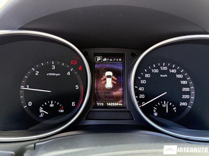 Hyundai Santa Fe 44 interauto-car