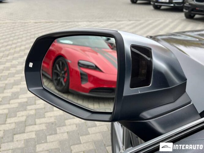 Audi SQ5 40 interauto-car