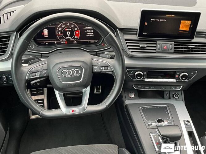 Audi SQ5 44 interauto-car