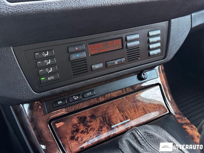 BMW X5 3.0D 42 interauto-car