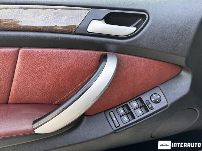 BMW X5 3.0D 48 interauto-car