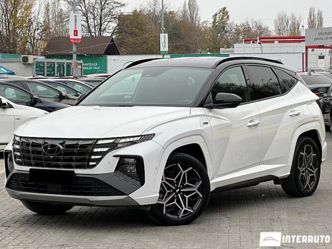 Hyundai Tucson 37 interauto-car