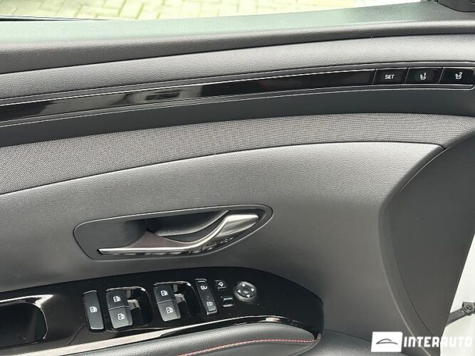 Hyundai Tucson 52 interauto-car