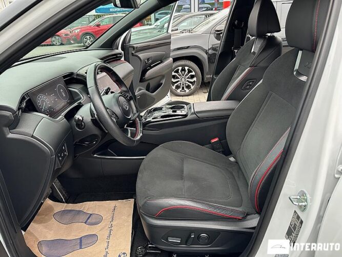 Hyundai Tucson 41 interauto-car