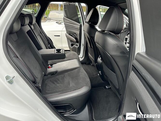 Hyundai Tucson 44 interauto-car