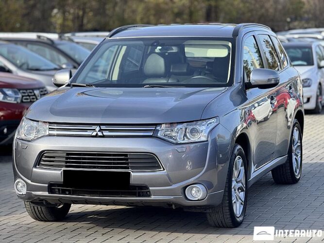 Mitsubishi Outlander 31 interauto-car