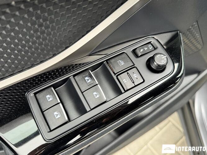 Toyota C-HR 48 interauto-car