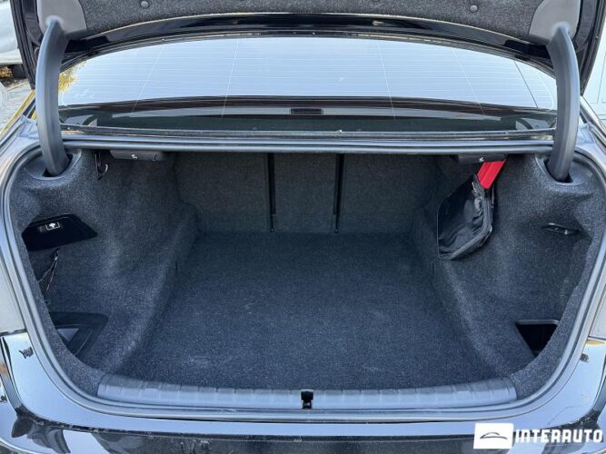 BMW 530 44 interauto-car