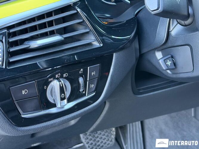 BMW 530 36 interauto-car