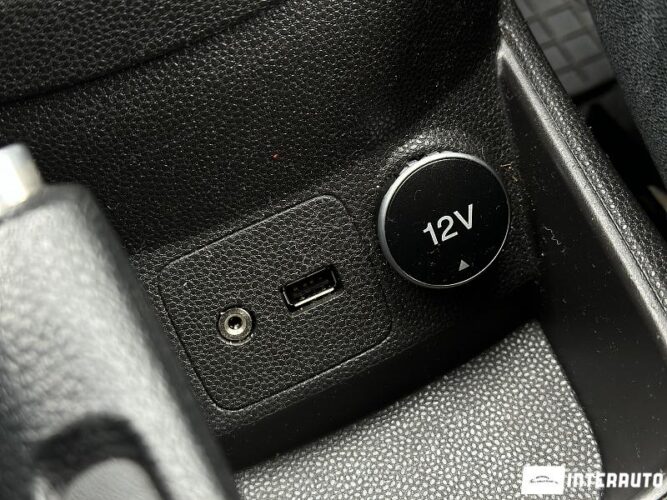 Ford Fiesta 38 interauto-car